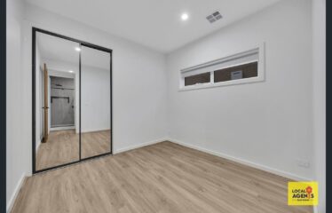 11 Rice Flower Crescent, Strathtulloh, Vic 3338